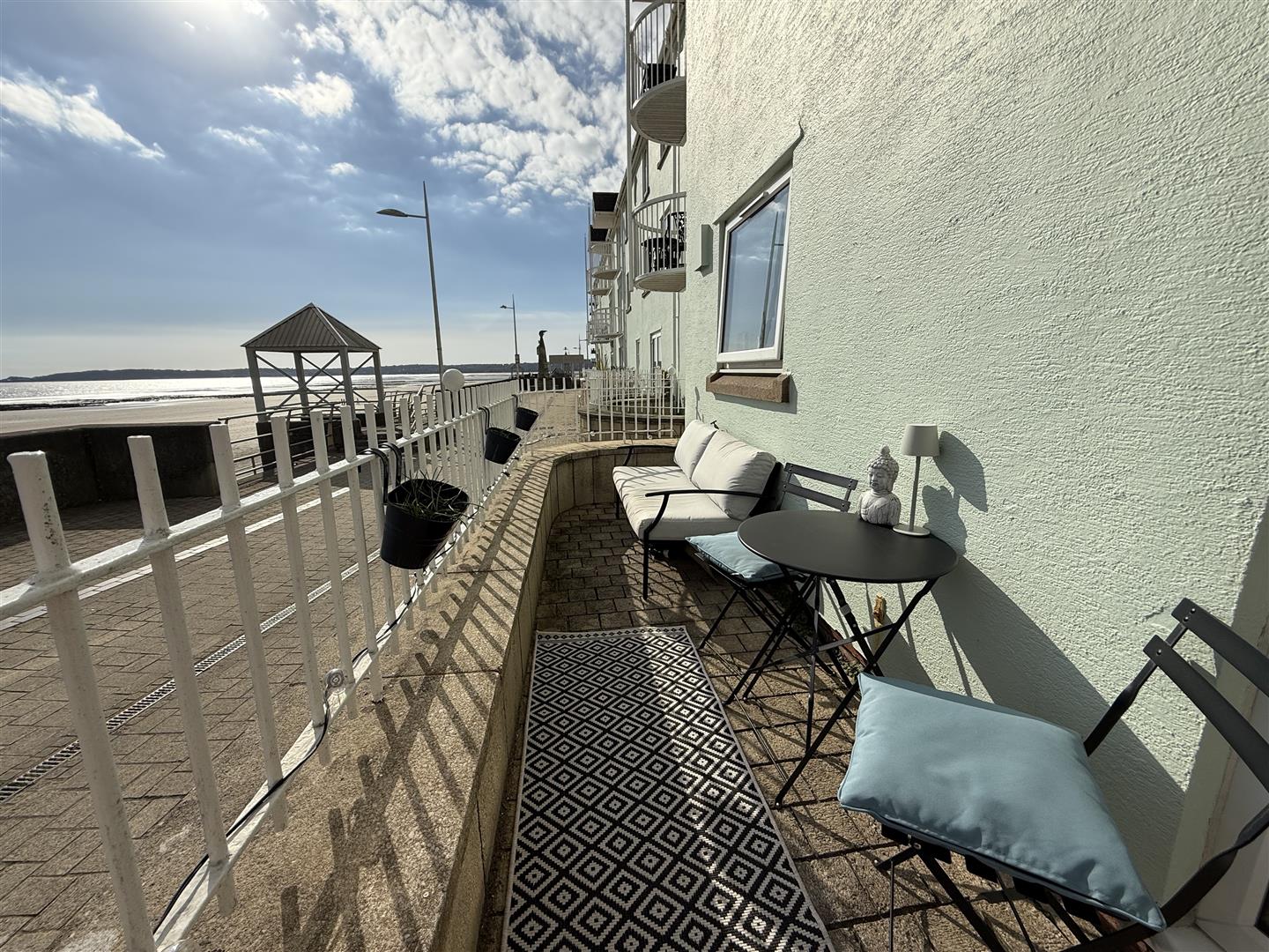 Camona Drive, Marina, Swansea, SA1 1YJ